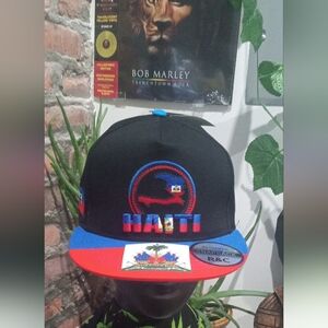 Haiti Snapback Hat with Embroidered Design🇭🇹
